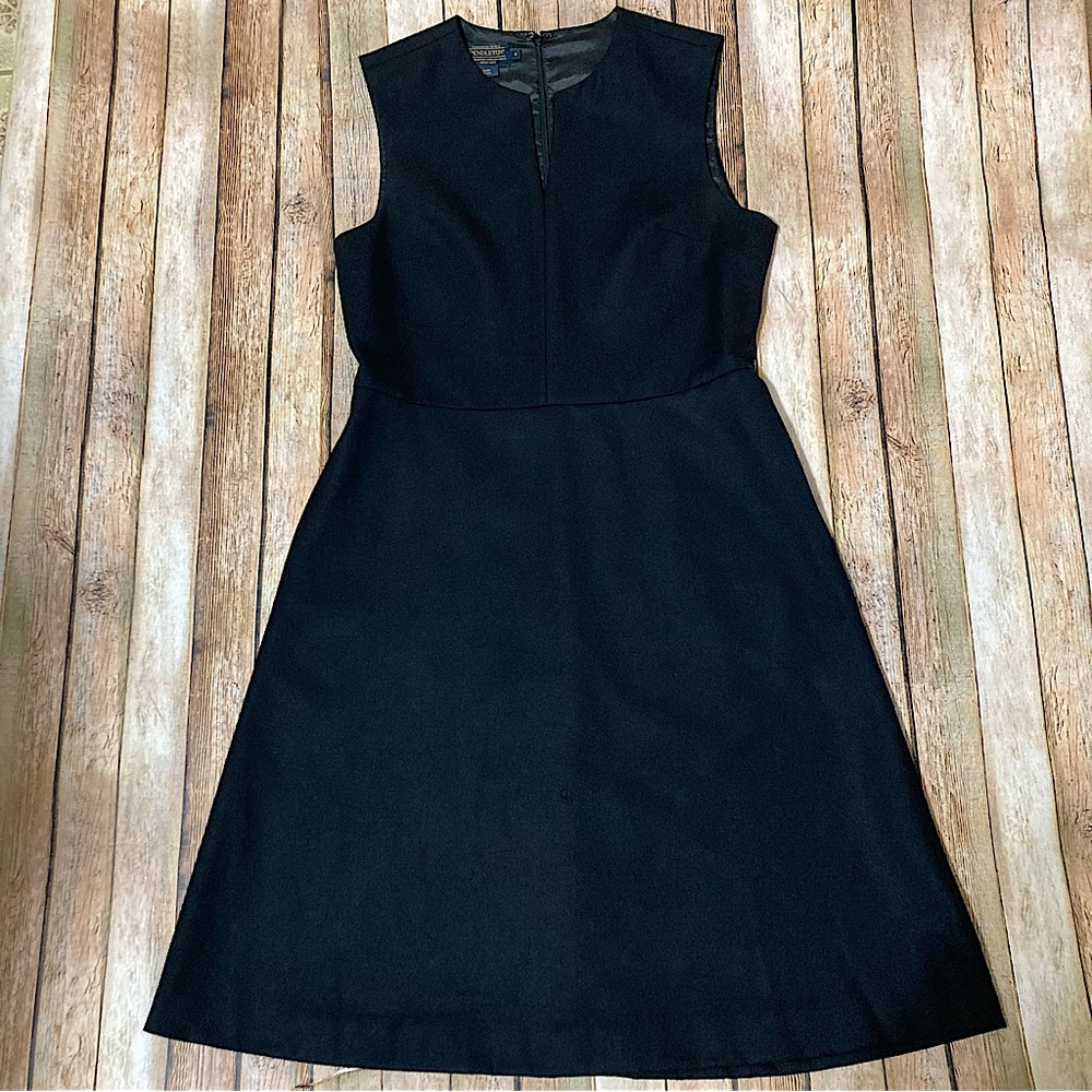 Pendleton 100% Virgin Wool Fit & Flare Black Lined Sleeveless Dress Size 8 Spot